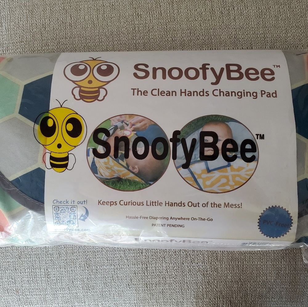 Snoofybee changing pad